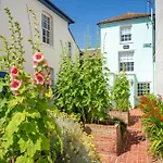 Marine Cottage