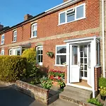 Walnut Cottage