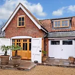 Church Farm Lodge