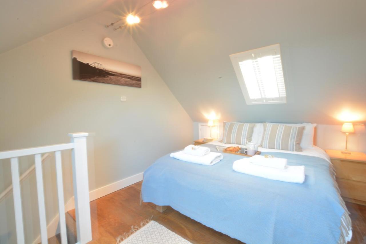 6 Coastguard Cottages, * Aldeburgh