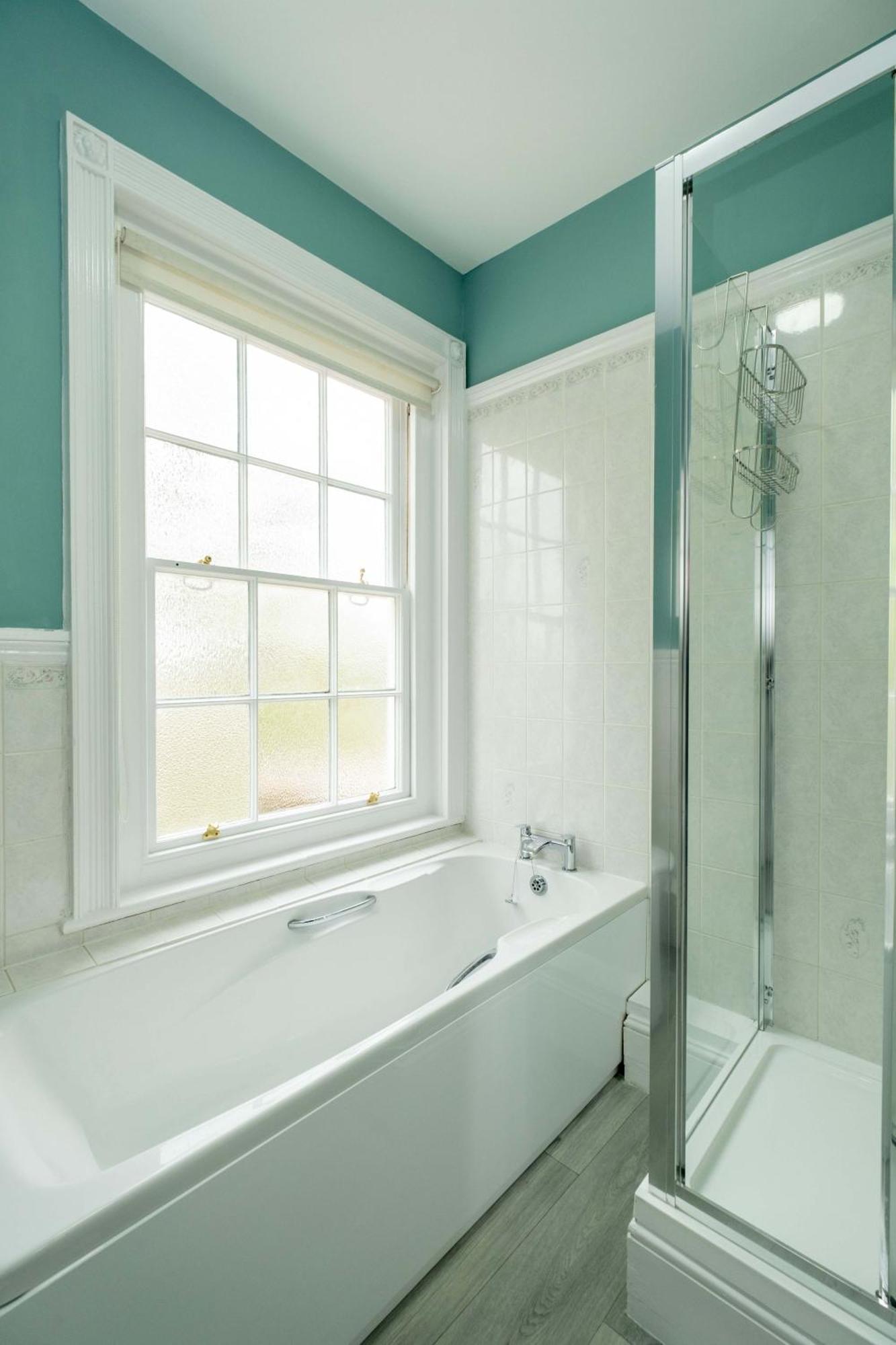 4 Crespigny House - Coastal