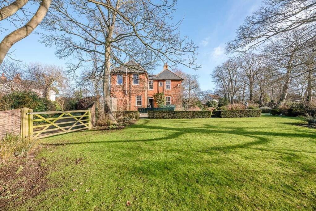 Kingsfield House, Holiday home Aldeburgh