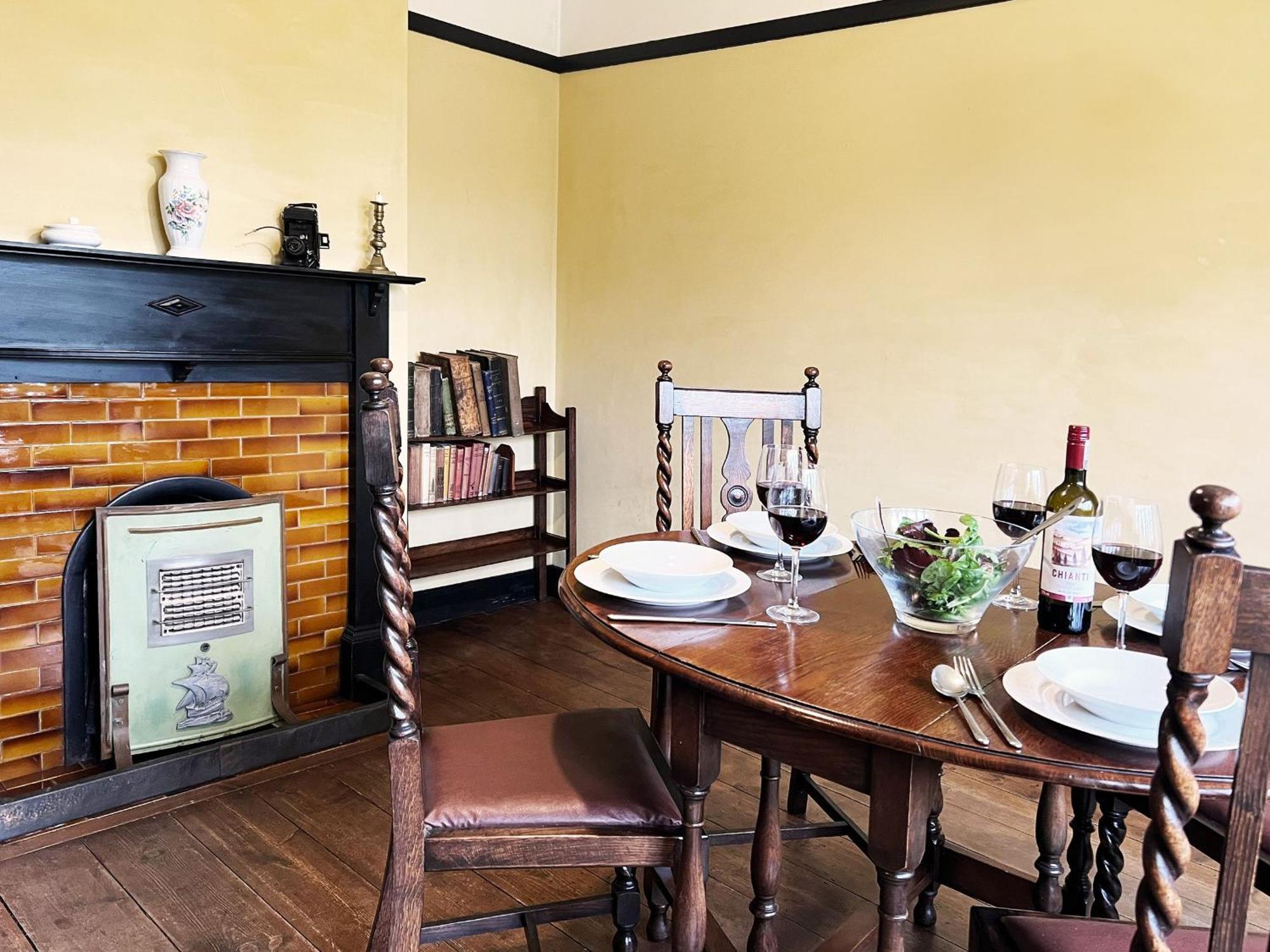 Casa de férias The Vintage House By The Suffolk Collection *