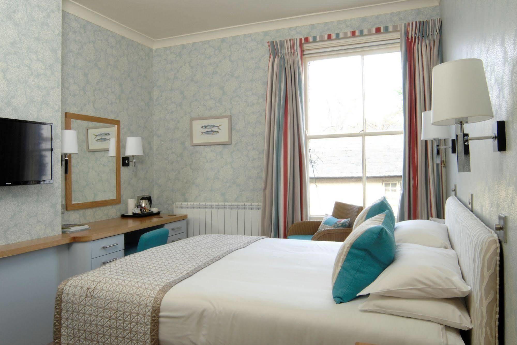 Hotel Wentworth